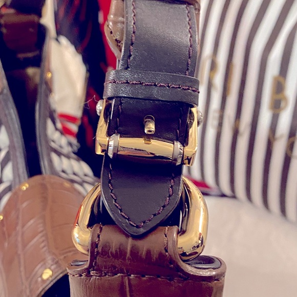 HENRI BENDEL CENTENNIAL HOBO-QUILTED BAG & WALLET - Picture 5 of 9